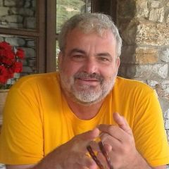 Οικονομίδης Χρήστος